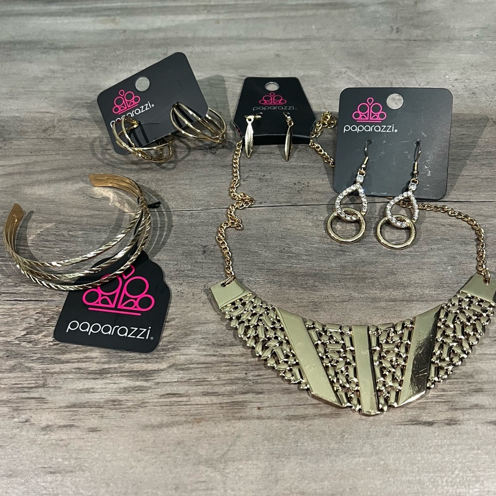 Jewerly ( Paparazzi) - AngisAccessories